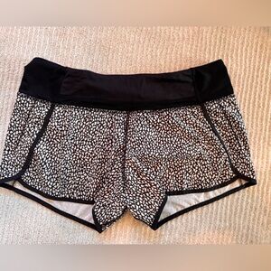 lululemon athletica Black & White Printed Athletic Shorts